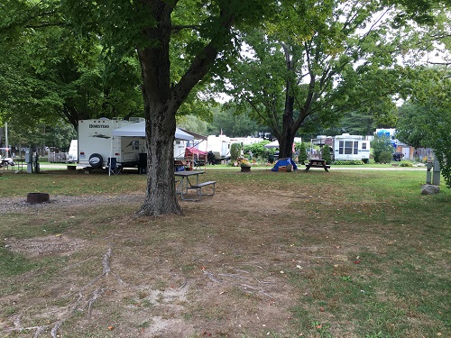 Park Map of Wolf’s Den Family Campground in East Haddam CT