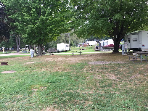 Park Map of Wolf’s Den Family Campground in East Haddam CT